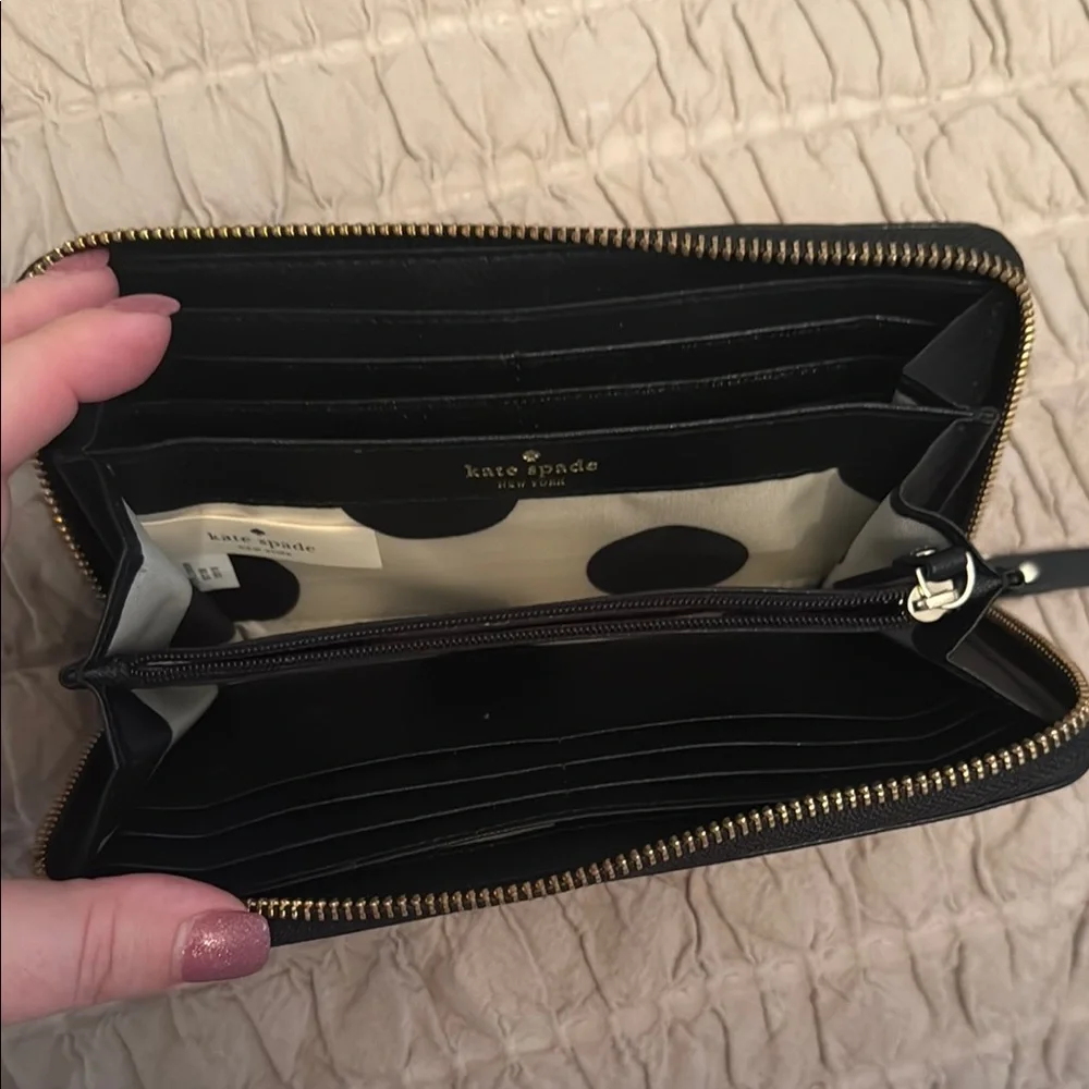 Kate Spade Plaid Tote in Black and Cream with Wallet - Picture 3 of 6